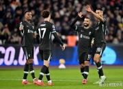 爱游戏登录入口-利物浦锋线组合默契，世俱杯争冠实力凸显的简单介绍