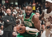 爱游戏教练-塞尔特人球员表现抢眼，成为一线主力！