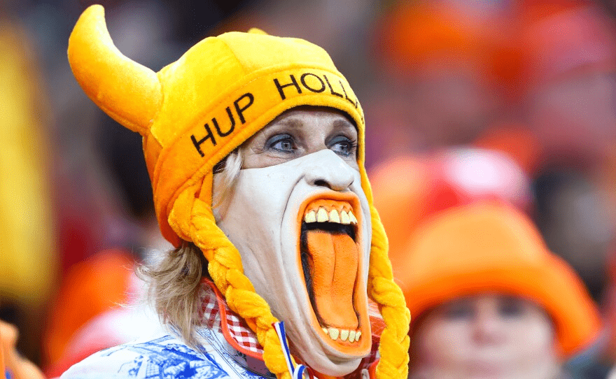 包含橙色军团再次出征，将与对手争夺胜利宝座的词条