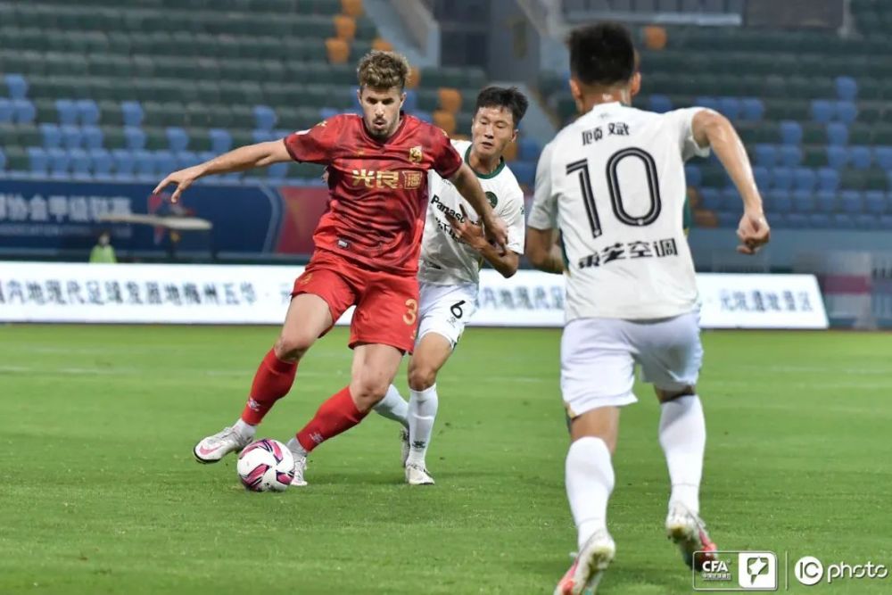 包含淄博蹴鞠主场取分，积分榜竞争力有所提升的词条