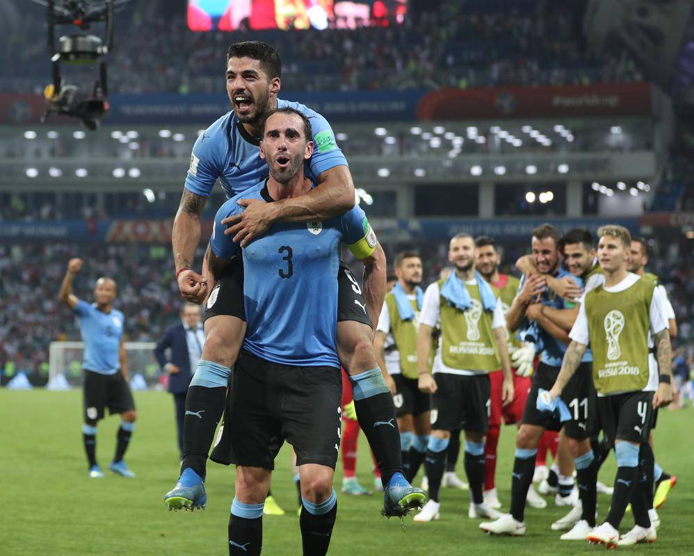 乌拉圭前锋将加盟德甲劲旅,成新任主力射手 乌拉圭前锋将加盟德甲劲旅,成新任主力射手