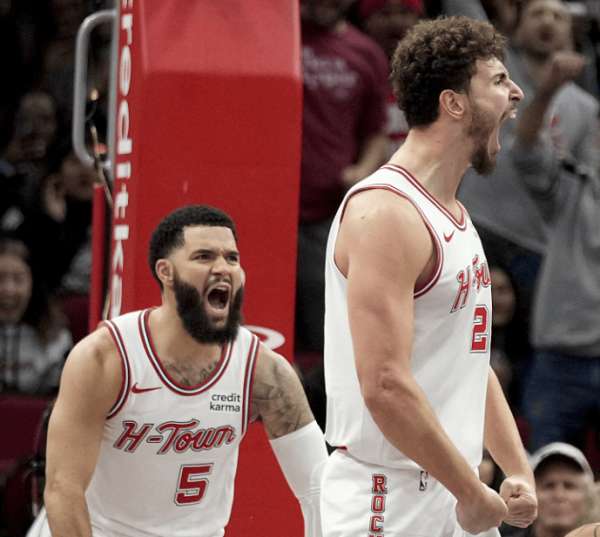 新晋升球队产生黑马,取得胜利 新晋升球队产生黑马,取得胜利